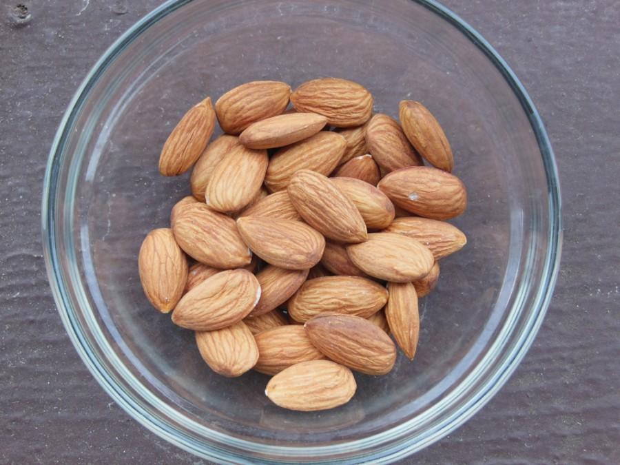 Try snacking on a handful of almonds between meals. Photo credit: Christina Saschin
