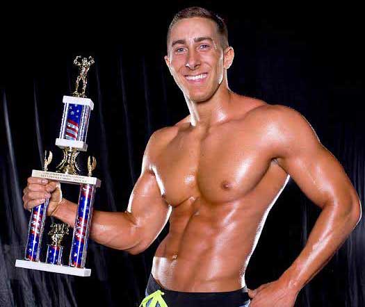 Student muscles his way into bodybuilding world