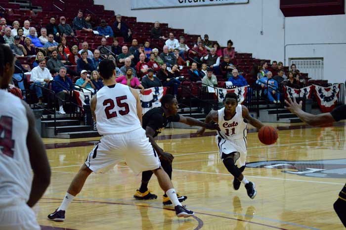 Sophomore guard Jalen McFerren is expected to take a big role for Chico State this season. Photo credit: Caio Calado