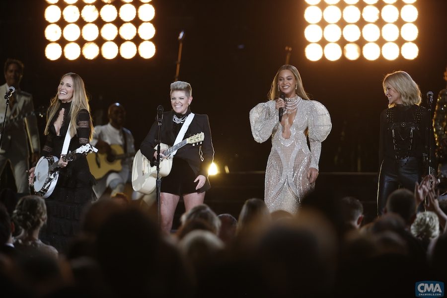 Beyoncé and The Dixie Chicks perform Daddy Lessons and Long Time Gone at “The 50th Annual CMA Awards,” live Wednesday, Nov. 2 at Bridgestone Arena in Nashville and broadcast on the ABC Television Network. Photo courtesy of the CMA press cite.
