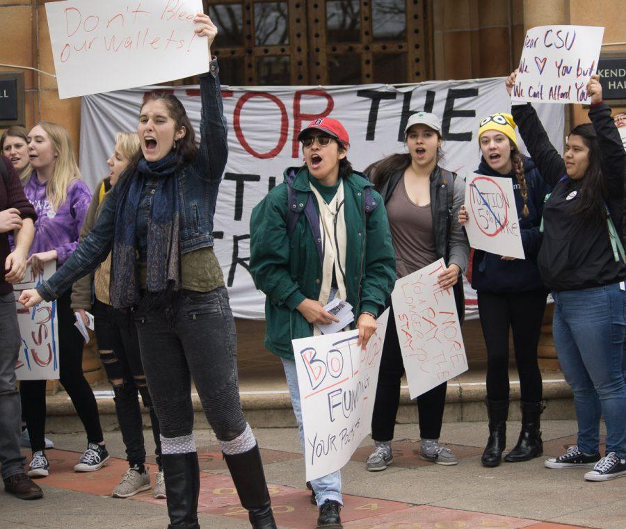 Chico State students protest the proposed tuition increase in front of Kendall Hall on Feb. 1. Photo credit: Carlos Islas