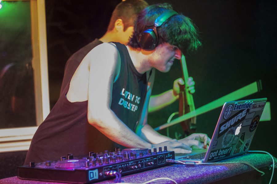 DJ Daniel James during his set at the UHM fest Photo credit: Natasha Doron