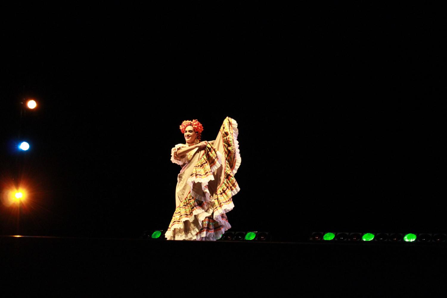 Baile folklorico performance at Multicultural night. Photo credit: Jessica Carvajal Castillo