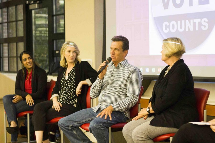 Former Mayor of Chico Dan Herbert (third from left) speaks on his civic engagement work during Wildcat Vote on Tuesday night. Others pictured are Alisa Sharma (left), Audrey Denney (middle left) and Ann Schwab (right). Photo credit: Brian Luong