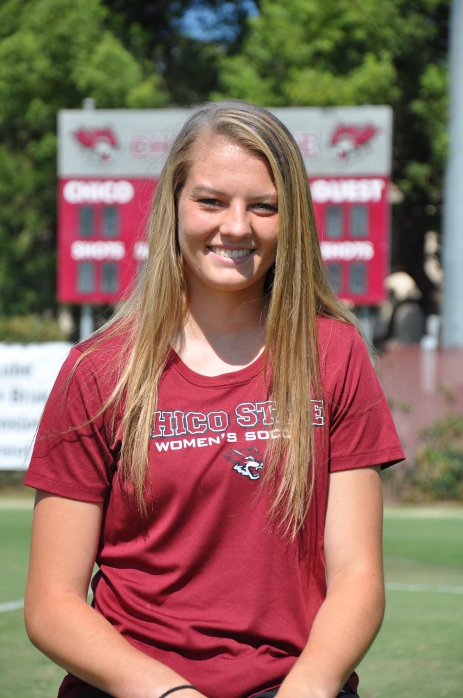 Freshman goalkeeper provides spark for women’s soccer – The Orion