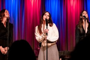Lana Del Rey @ Grammy Museum 10/13/2019 by jus10h is licensed with CC BY 2.0. To view a copy of this license, visit https://creativecommons.org/licenses/by/2.0/