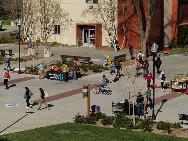 Various clubs tabling outside of Glenn Hall, shot from the second floor of the science building. Photo by Noah Herbst, taken Feb. 15