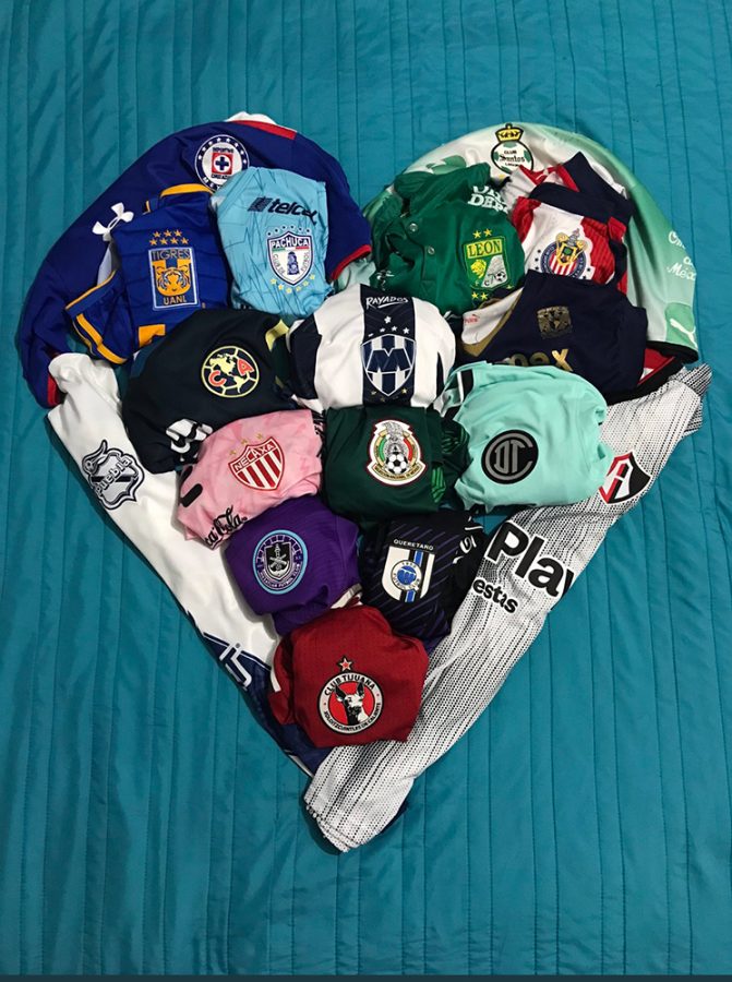 A heart made out of Liga Mxs team jerseys