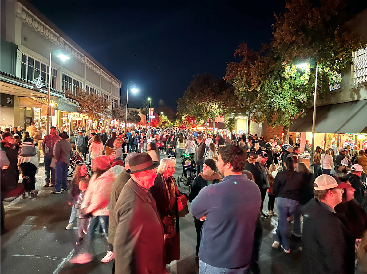 Street view of Christmas Preview in Downtown Chico.