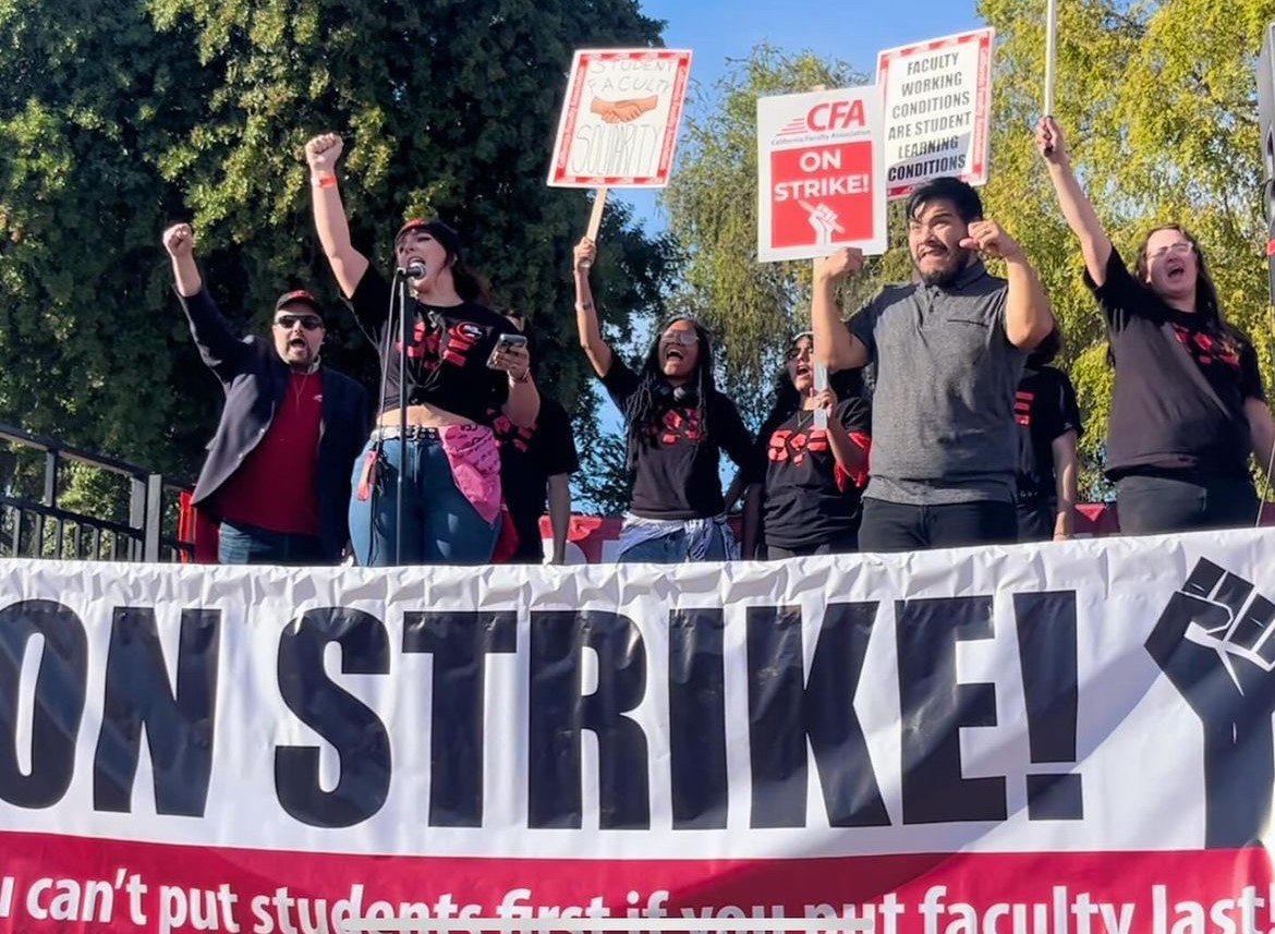 Students+and+faculty+members+strike+at+CSU+campus.+Courtesy%3A+Chico+State+Students+for+Quality+Education