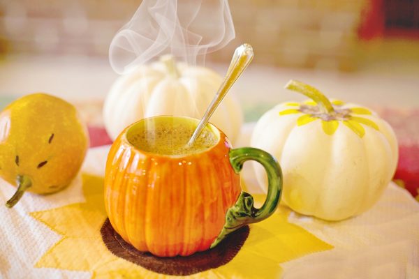 Modern pumpkin spice popularity began in the early 2000s after Starbucks released their pumpkin spice latte. Image by Jill Wellington from Pixabay.