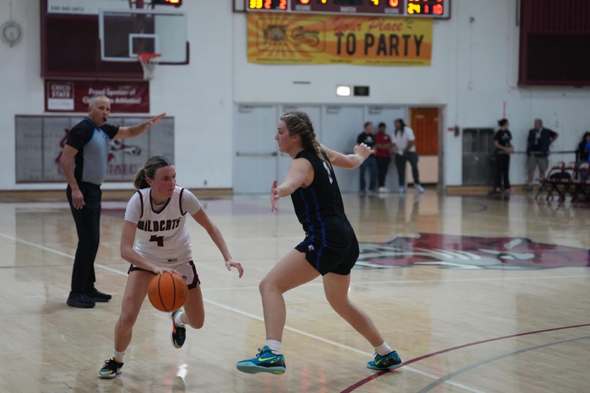 Sophomore guard Sydney Peterson against Cal State San Marcos. Photo taken by Maya VanLaningham, February 26, 2026